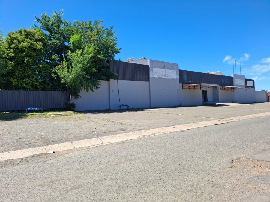 Commercial Property for Sale in Hamilton Free State